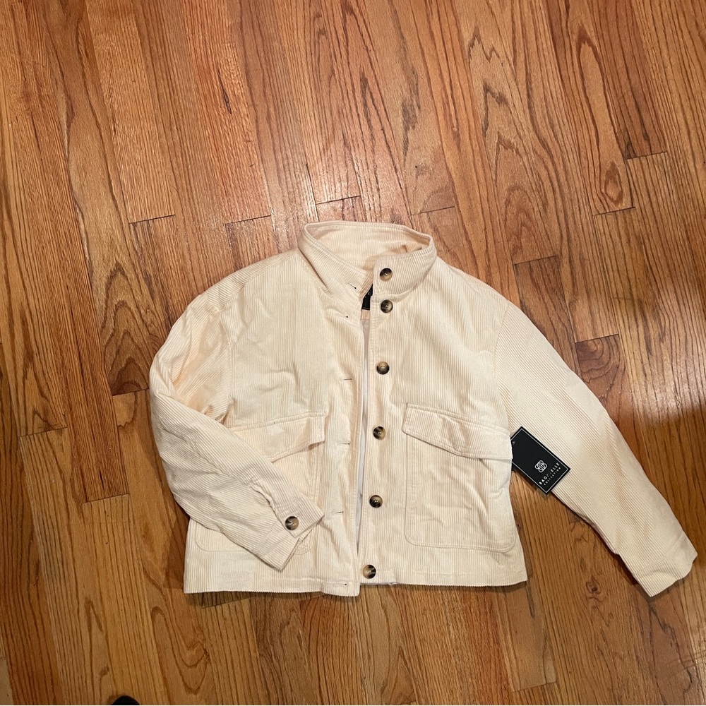 NWT Beige Jacket Sz L Bagatelle Collection L
